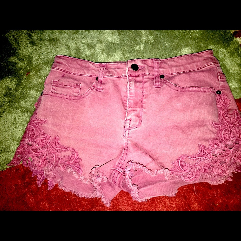 ❗️Sale❗️ 2/$20 Ladies High Rise Size 27 Shorts